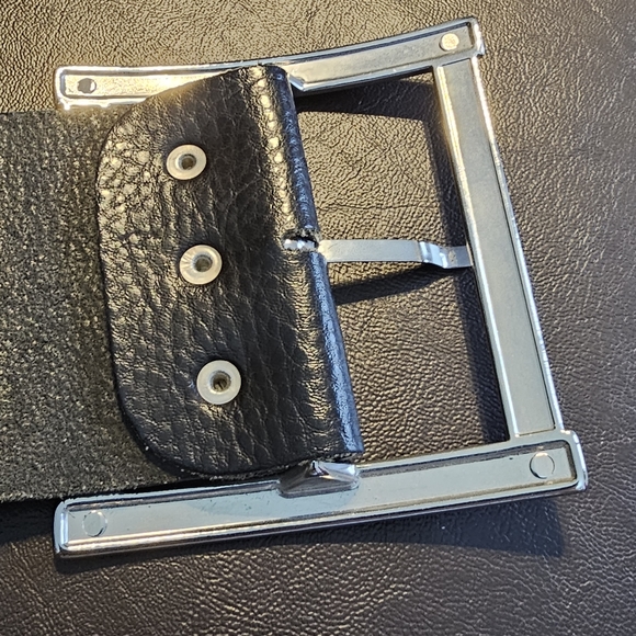 SOLD size 18-22 - wide leather belt, fits waist 35-40in (89-102cm) - M&S Per Una - Picture 14 of 16